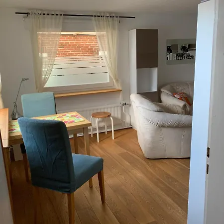 Ferienwohnung Am Elbdeich Apartman *