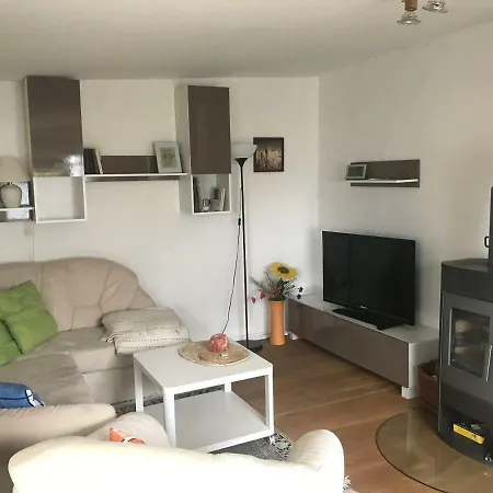 Ferienwohnung Am Elbdeich Apartman *
